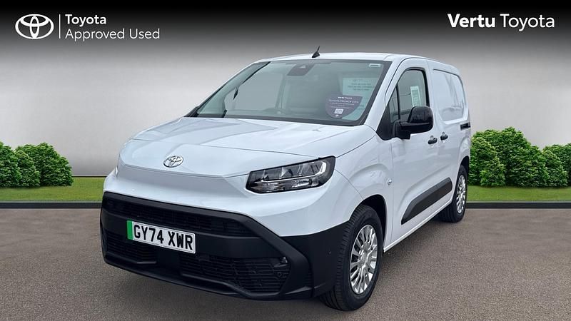 Used Toyota Proace City City 100 kW (136 HP) 2024 MPV