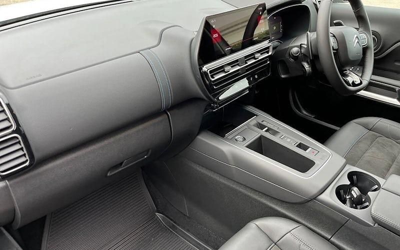 New Citroën C5 131 HP (96 kW) 2025 Hatchback