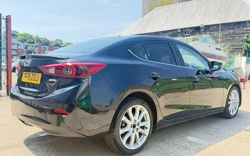 Used Mazda 3 Inclusive 120 HP (88 kW) 2016 Sedan