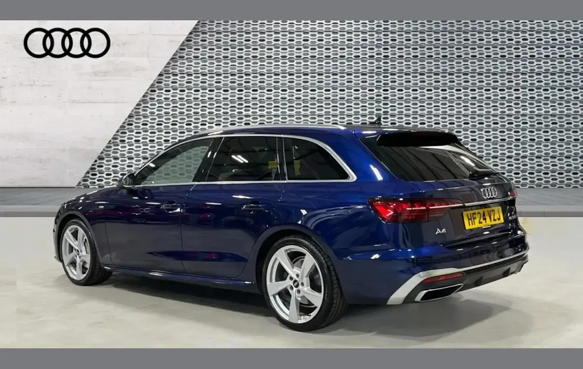 Used Audi A4 S-Line 204 HP (150 kW) 2024 Blue Estate