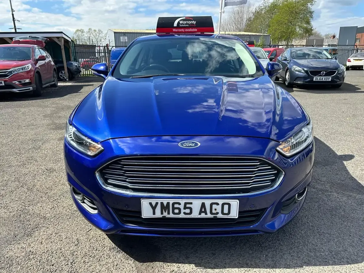 Used Ford Mondeo Zetec 2016 Blue Hatchback