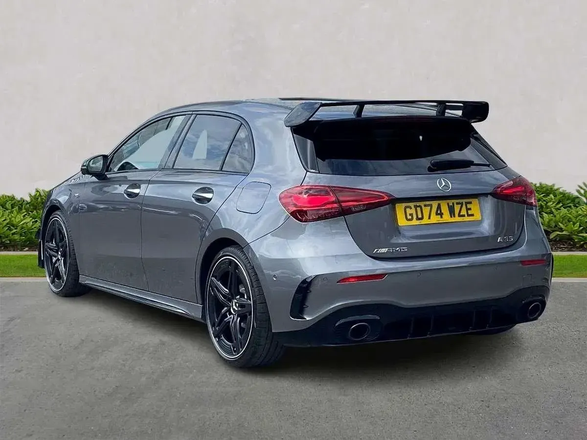 Usado Mercedes A35 AMG Premium Plus 2025 Cinzento Citadino