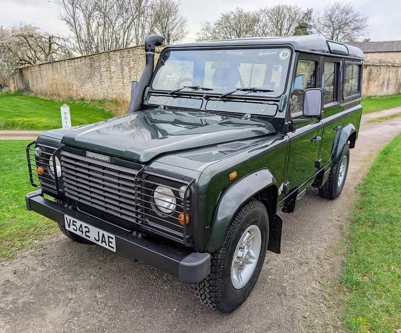 Used Land Rover Defender 1999 Green Estate