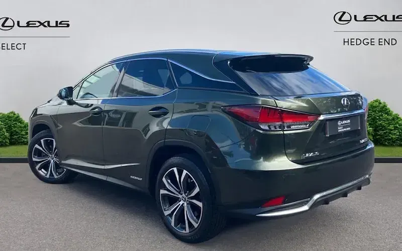 Usado Lexus RX450h 313 CV (230 kW) 2021 Verde SUV