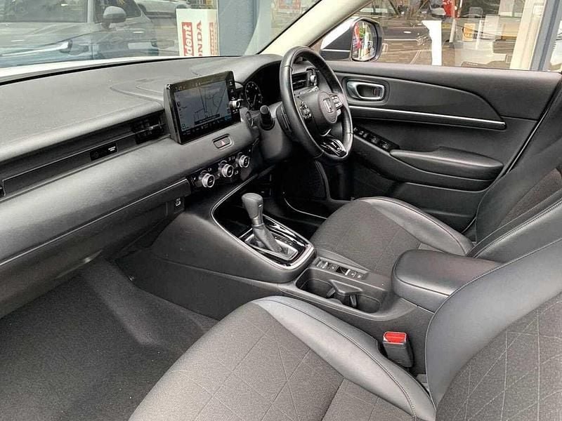 Used Honda HR-V Advance 131 HP (96 kW) 2022 Platinum white SUV