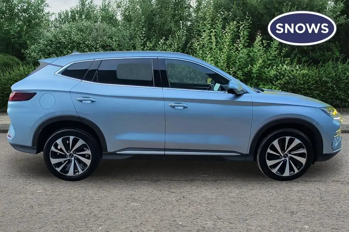 Used BYD Seal U Boost 218 HP (160 kW) 2025 Blue SUV
