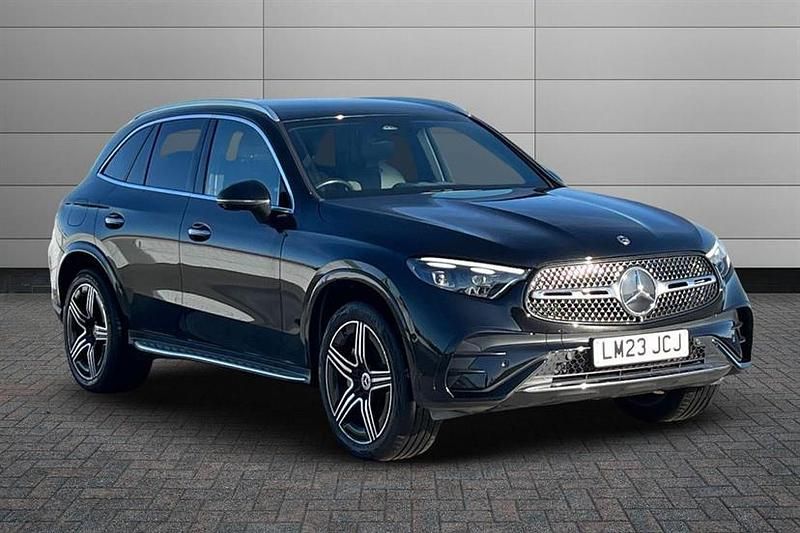 Obsidian black Used 2023 Mercedes GLC300e AMG Line Premium Estate | £41,990 (Fair price) - Image 1/4