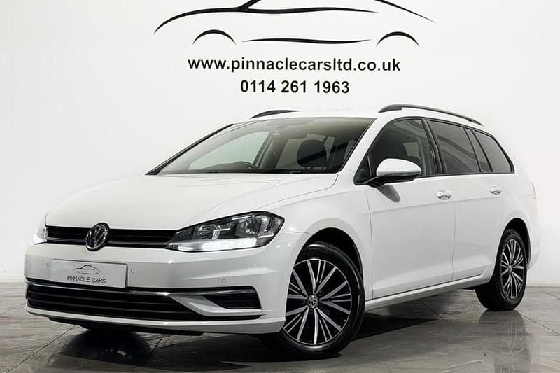 White Used 2019 VW Golf VII SE Estate | £11,950 (Good price) - Image 1/1