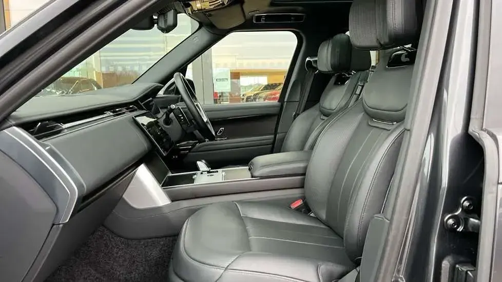 Used Land Rover Range Rover 606 HP (445 kW) 2023 Grey SUV