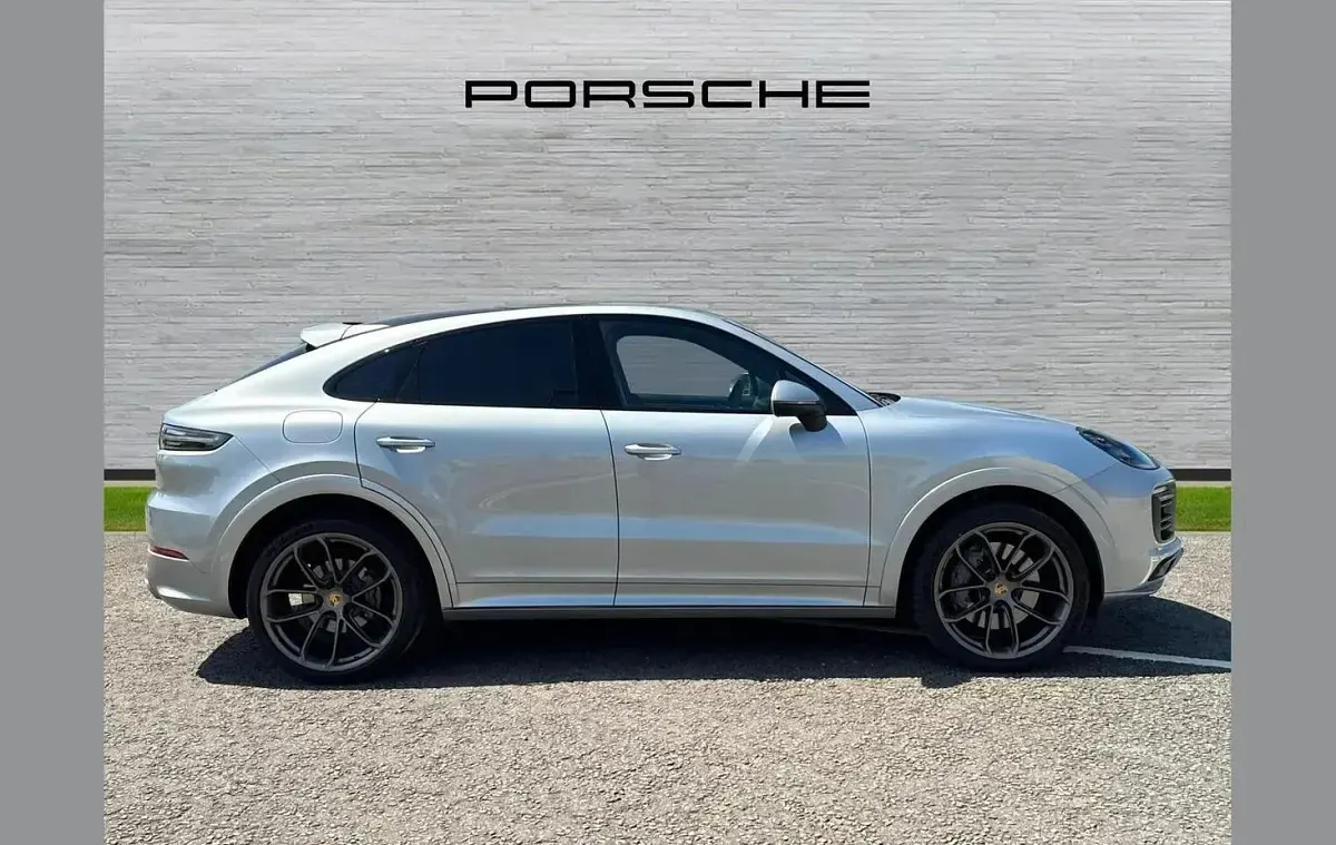 Used Porsche Cayenne S 440 HP (323 kW) 2019 Silver SUV