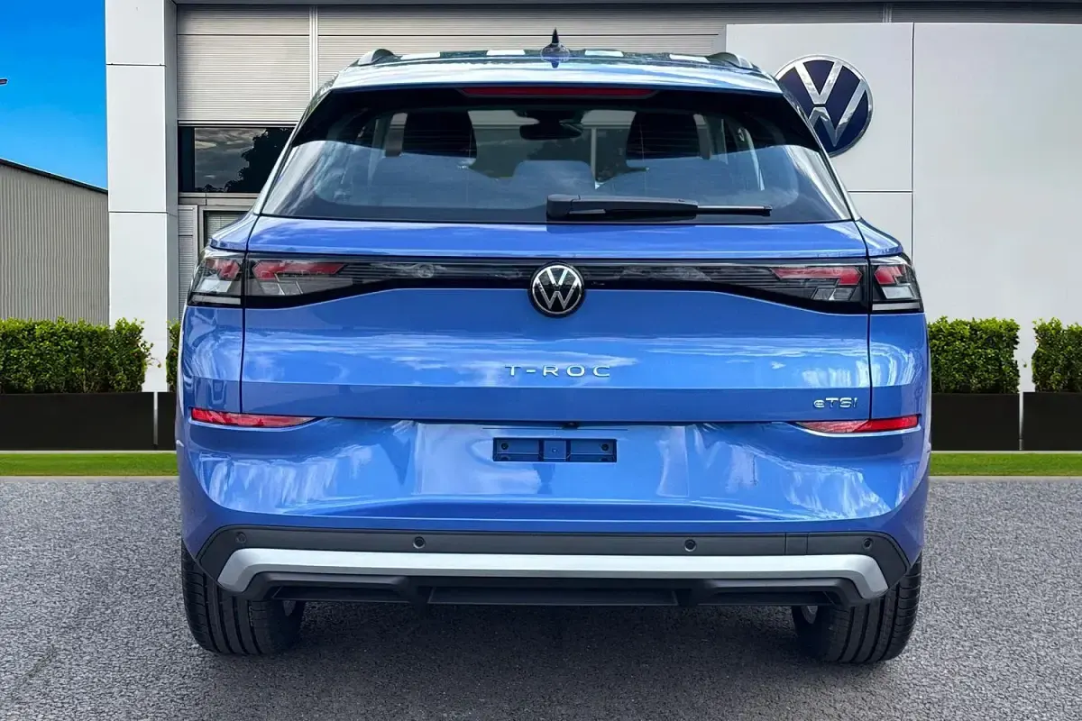 New VW T-Roc Cabriolet Life 2026 Blue SUV