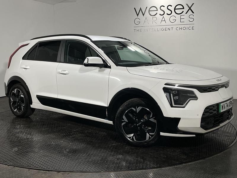 Used 2025 Kia e-Niro 2 SUV | £25,850 (Expensive) - Image 1/1