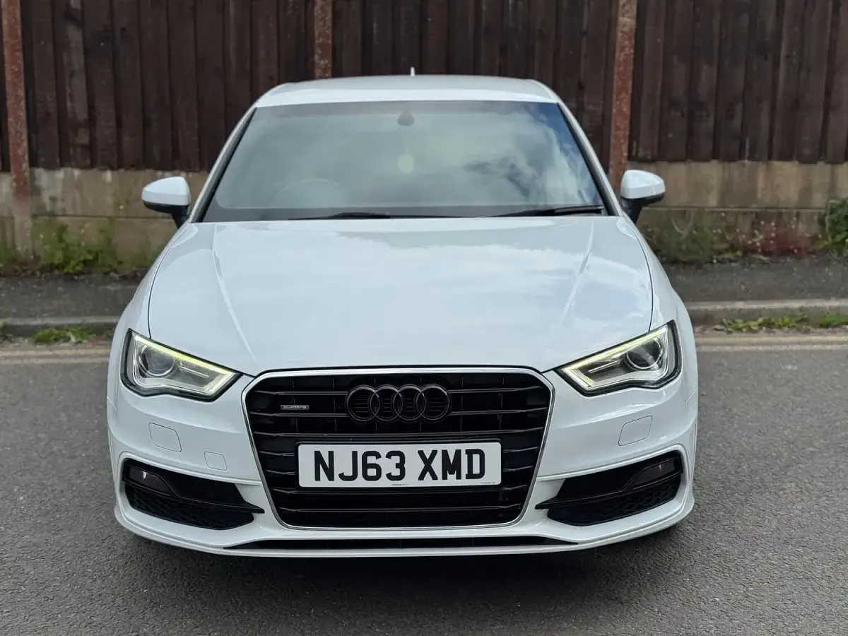 Used Audi A3 Sportback S-Line 184 HP (135 kW) 2013 White Hatchback