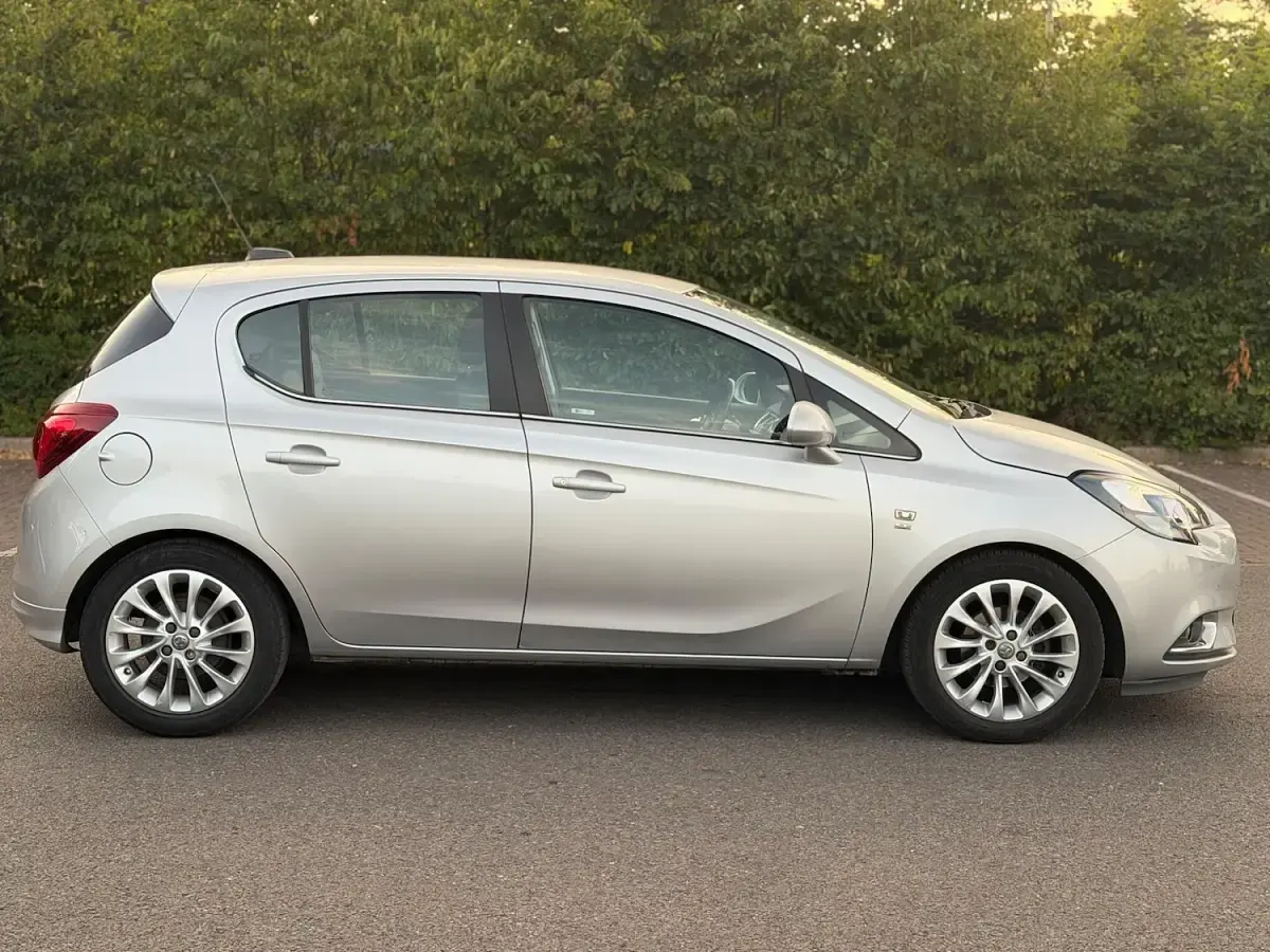 Used Vauxhall Corsa 2016 Silver Hatchback