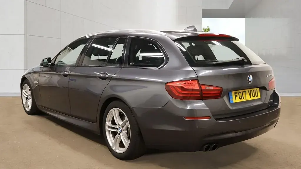 Used BMW 520 M Sport 2017 Mineral grey Estate