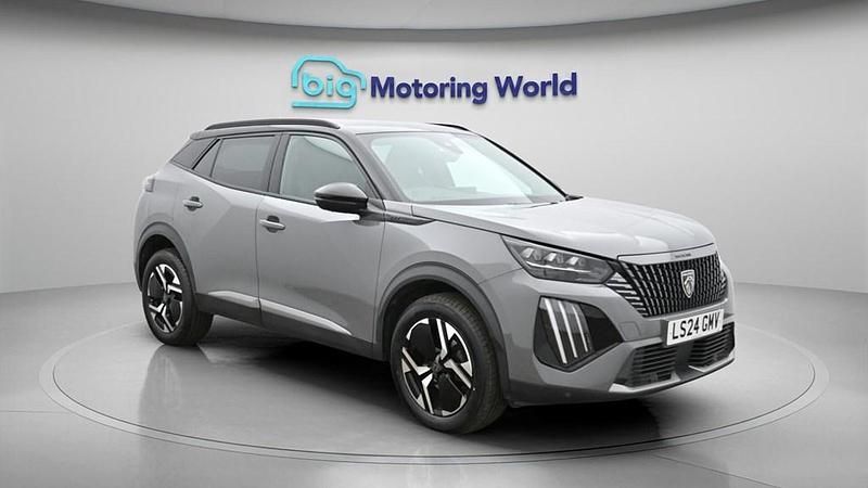 Used Peugeot 2008 GT 130 HP (95 kW) 2024 Grey SUV