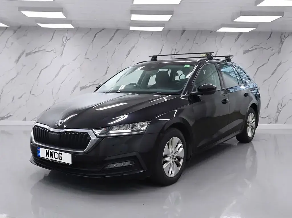 Used Skoda Octavia SE Technology 110 HP (80 kW) 2022 Black Estate