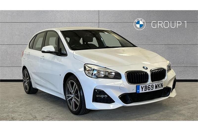 Mineral white Used 2019 BMW 218 M Sport | £16,650 (Super price) - Image 1/4