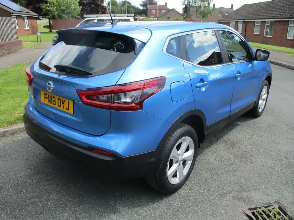 Used Nissan Qashqai Acenta 2018 Blue SUV