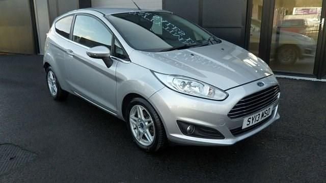 Used Ford Fiesta Zetec 82 HP (60 kW) 2013 Hatchback