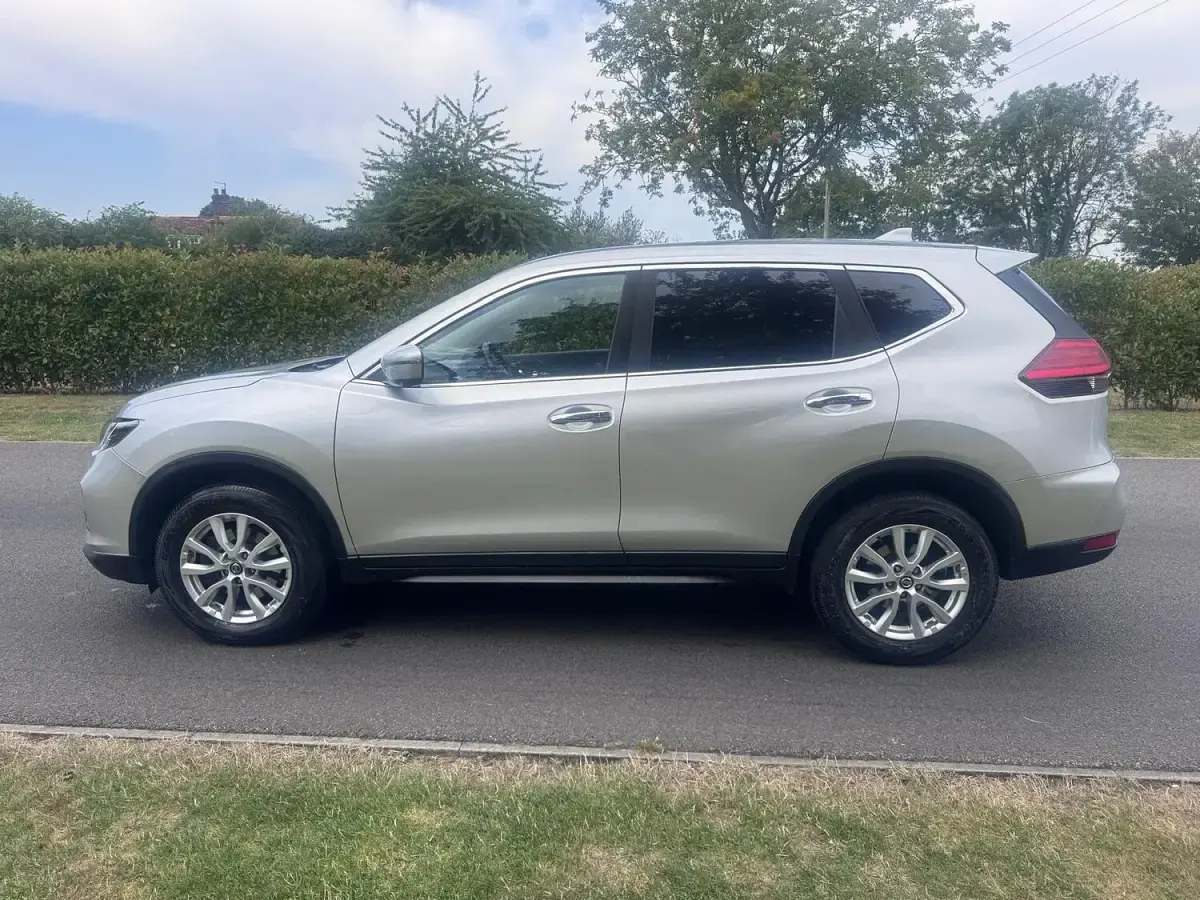 Used Nissan X-Trail Acenta Premium 2019 Silver SUV
