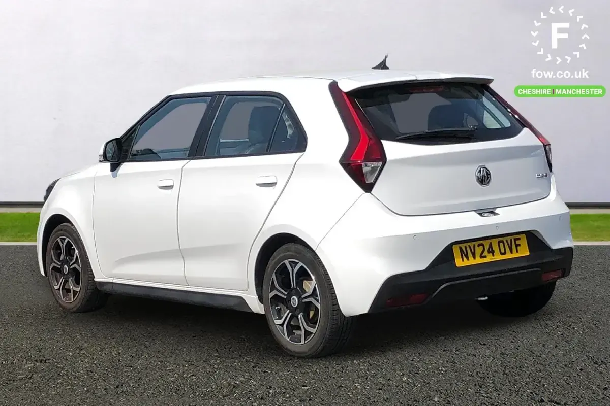 Used MG MG3 Exclusive 106 HP (77 kW) 2024 White Hatchback