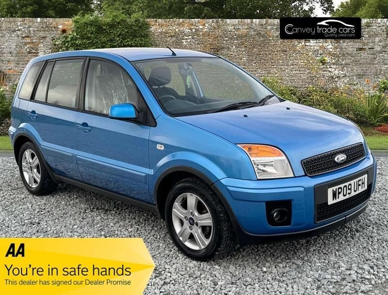 Blue Used 2009 Ford Fusion Zetec SUV | £2,995 (Fair price) - Image 1/4