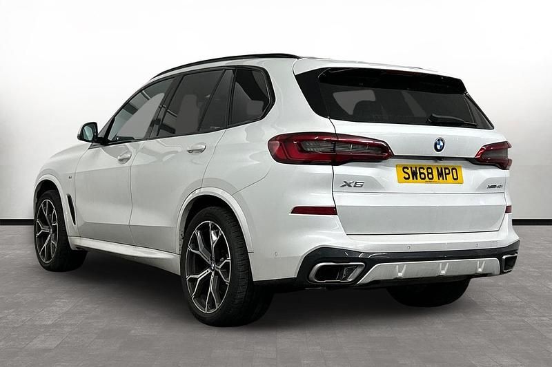 Usado BMW X5 M Sport 335 CV (246 kW) 2018 Blanco SUV