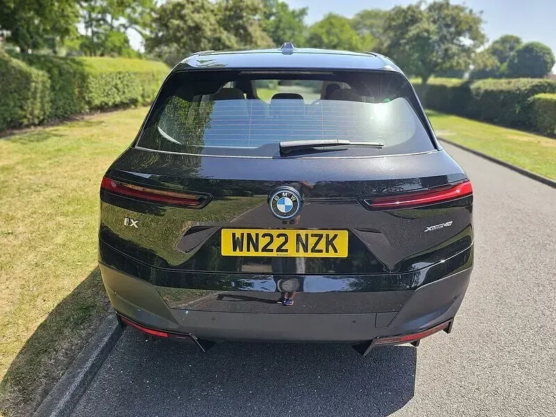 Used BMW iX Sport Line 239 kW (326 HP) 2022 Black SUV