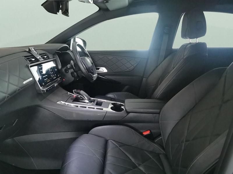 Used DS Automobiles DS7 Crossback Rivoli 131 HP (96 kW) 2022 Grey SUV