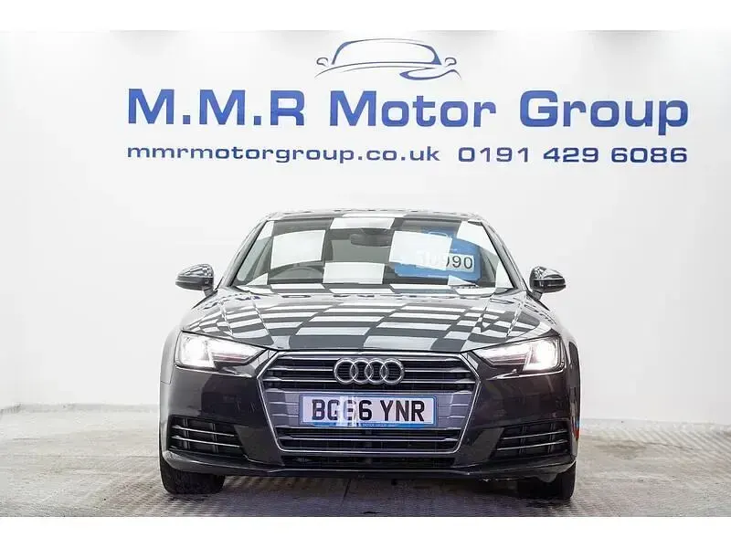 Używany Audi A4 Sport 190 KM (139 kW) 2016 Szary Sedan/Limuzyna