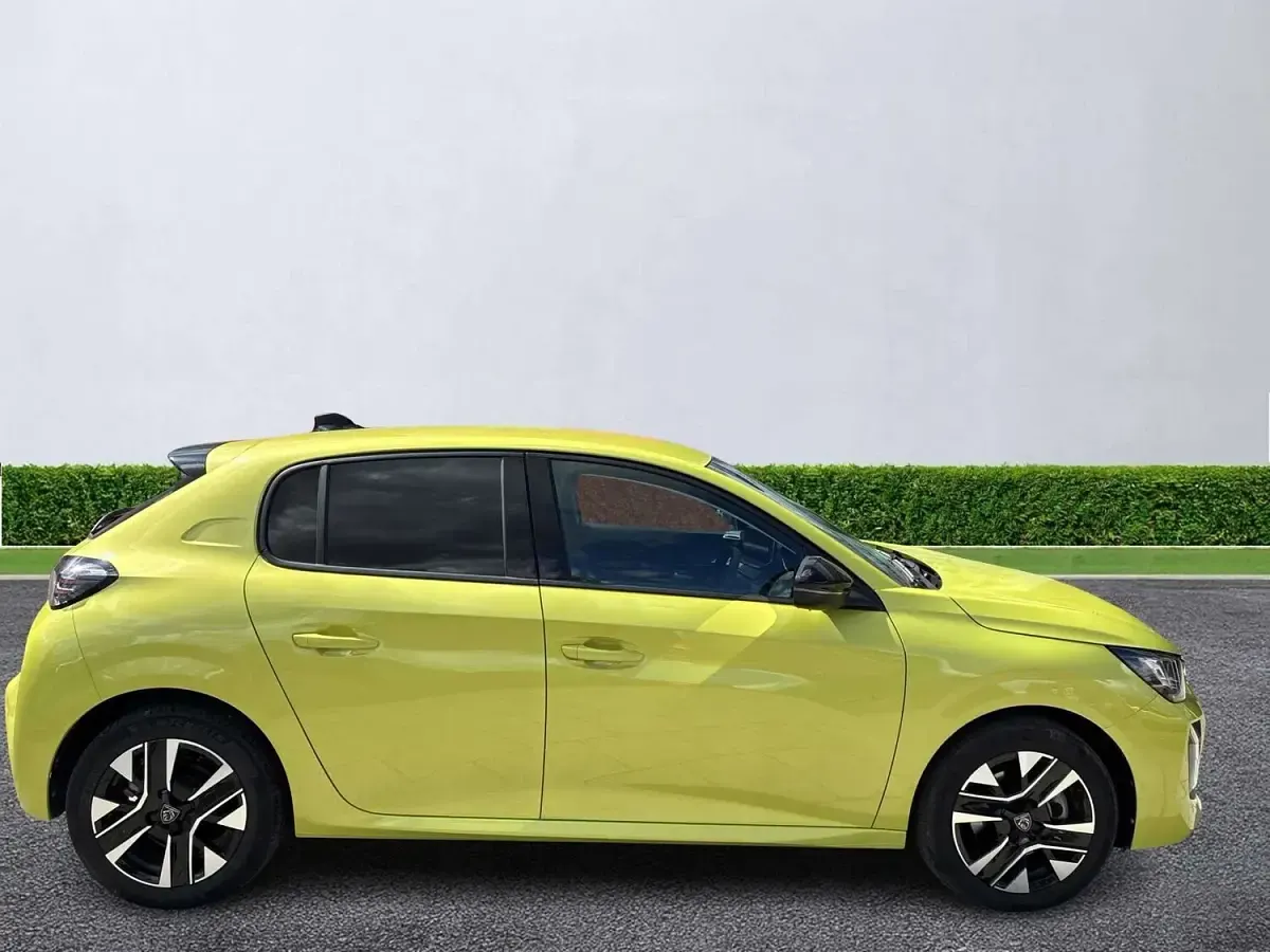 Used Peugeot 208 Allure 2024 Yellow Hatchback