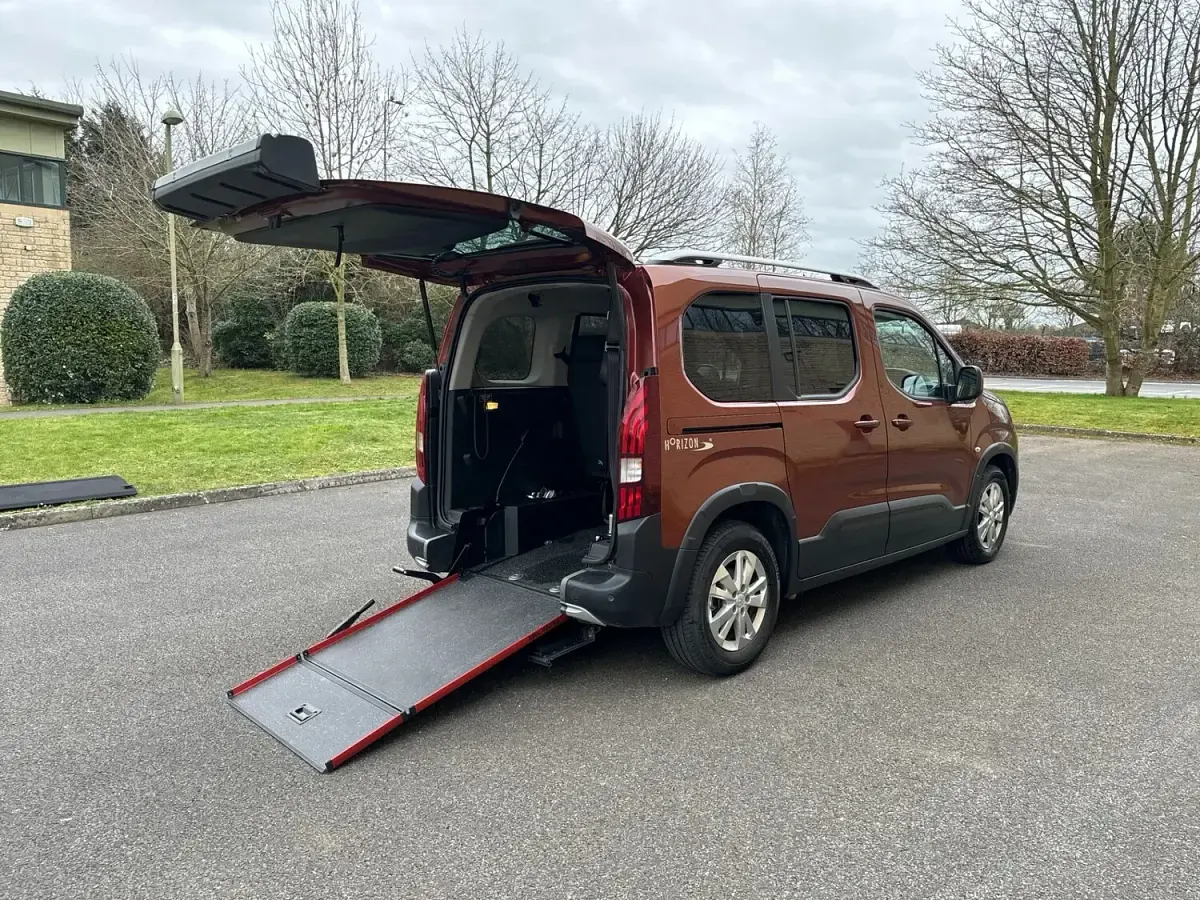 Used Peugeot Rifter Allure 2021 Bronze MPV