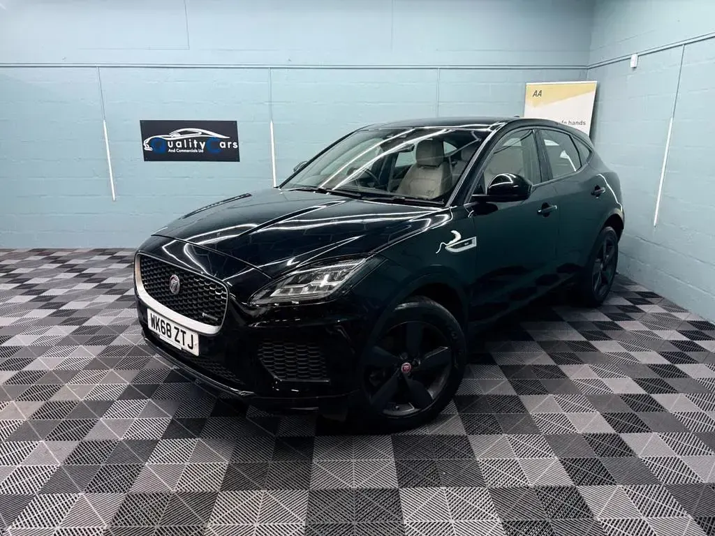 Used Jaguar E-Pace R-Dynamic 200 HP (147 kW) 2018 Black SUV