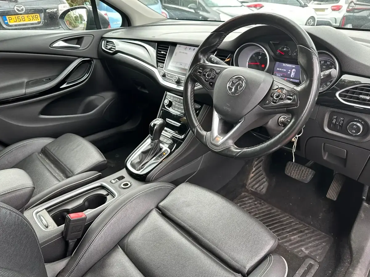 Used Vauxhall Astra Elite 2016 Black Hatchback