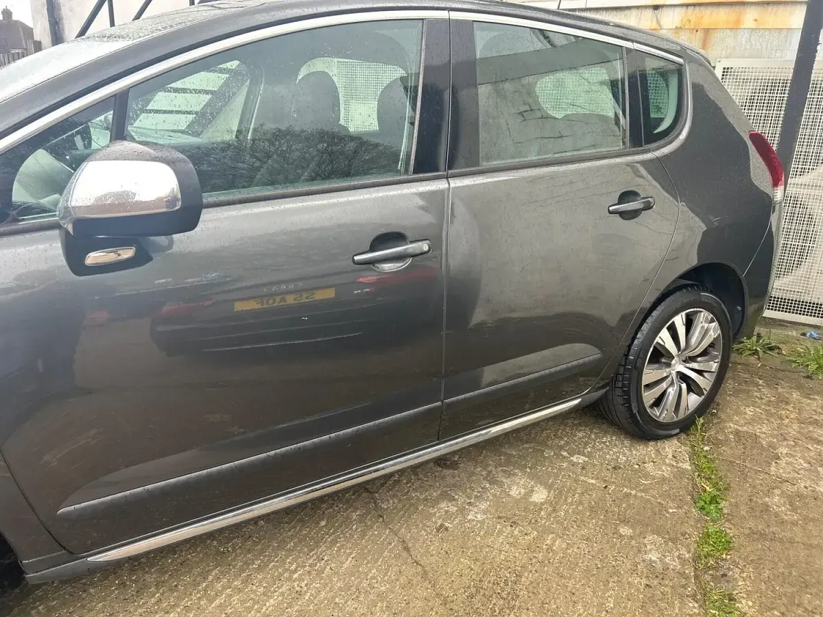 Used Peugeot 3008 Allure 2015 Black Estate