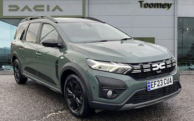 Green Used 2023 Dacia Jogger Extreme MPV | £15,895 (A bit pricey) - Image 1/4