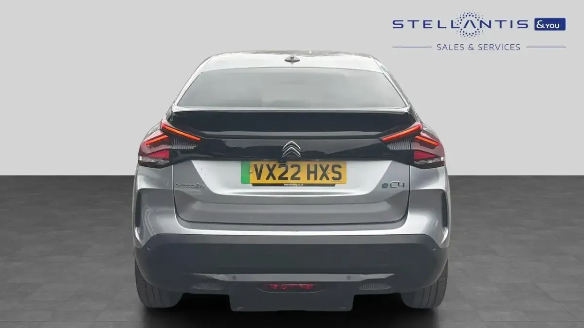 Used Citroën e-C4 Shine 98 kW (134 HP) 2022 Grey Hatchback