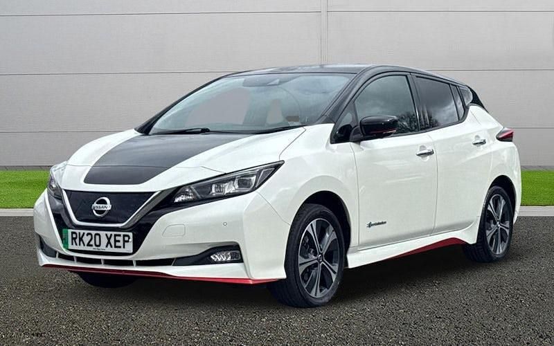 Used Nissan Leaf 160 kW (218 HP) 2019 White Hatchback