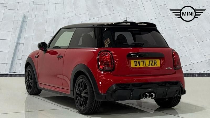 Używany Mini John Cooper Works Hatch 231 KM (169 kW) 2021 Czerwony Hatchback