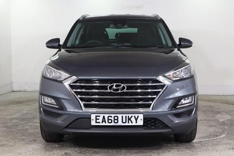 Used Hyundai Tucson SE 132 HP (97 kW) 2018 Grey SUV