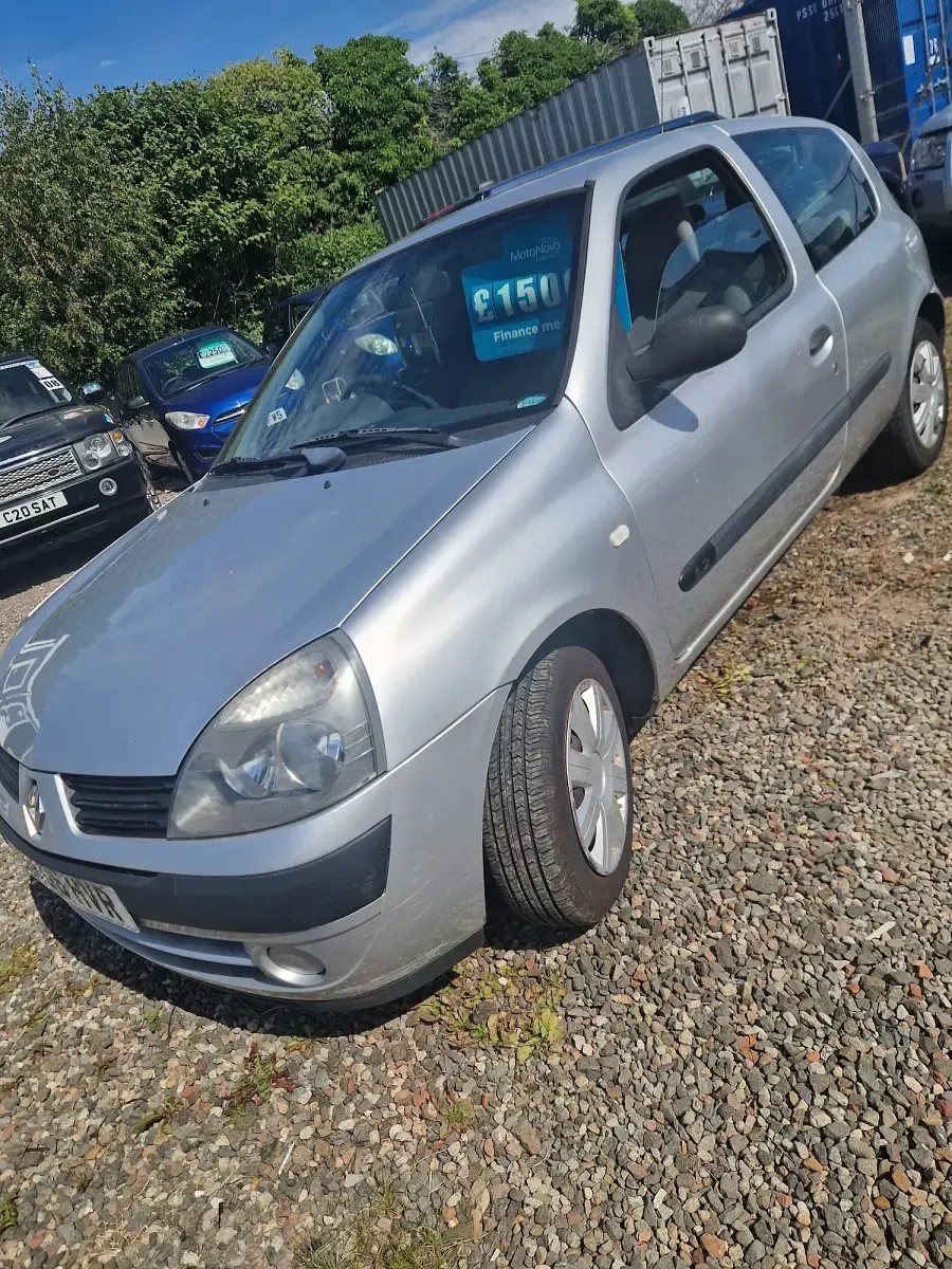 Used Renault Clio Campus 2006 Silver Hatchback