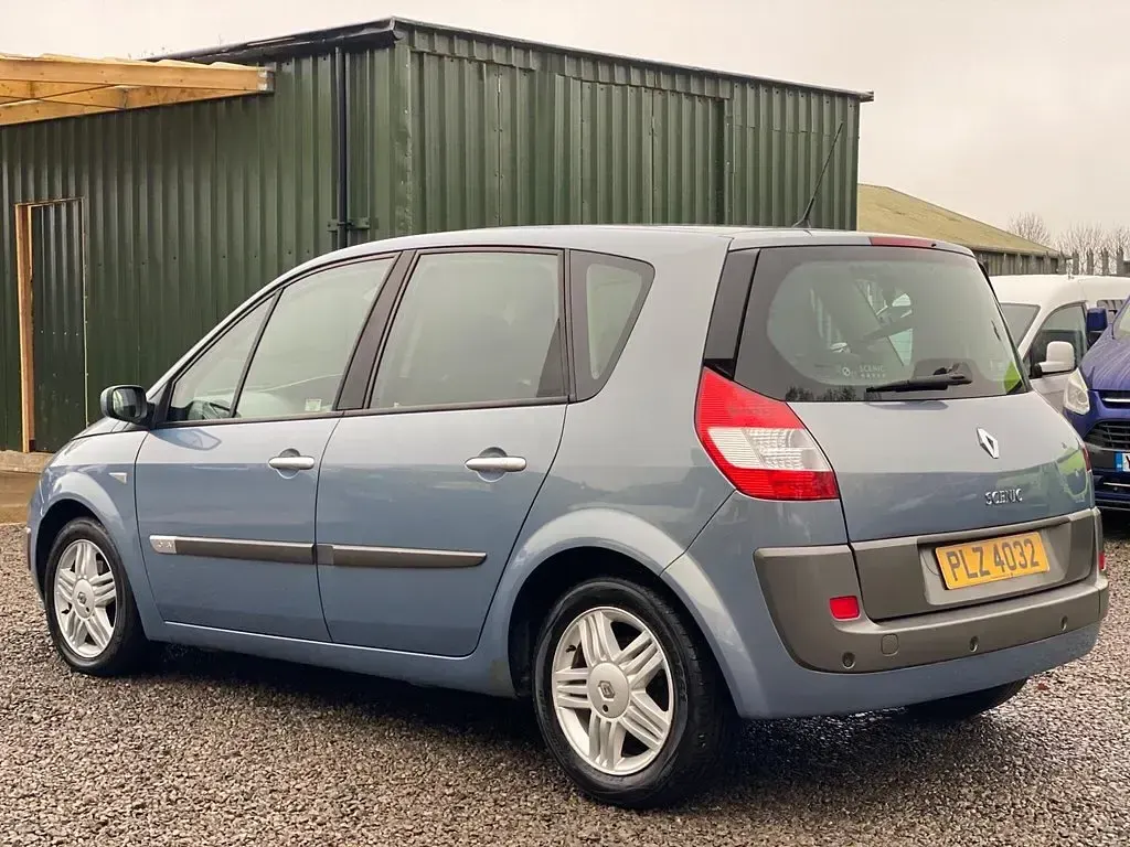 Used Renault Mégane Privilege 2005 Blue MPV