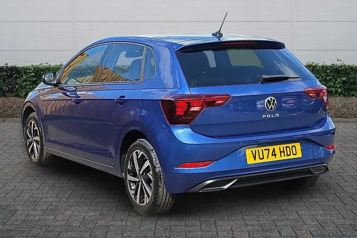 Used VW Polo Match 95 HP (69 kW) 2024 Blue Hatchback