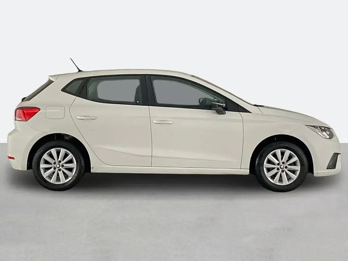 Used Seat Ibiza SE 75 HP (55 kW) 2017 White Hatchback