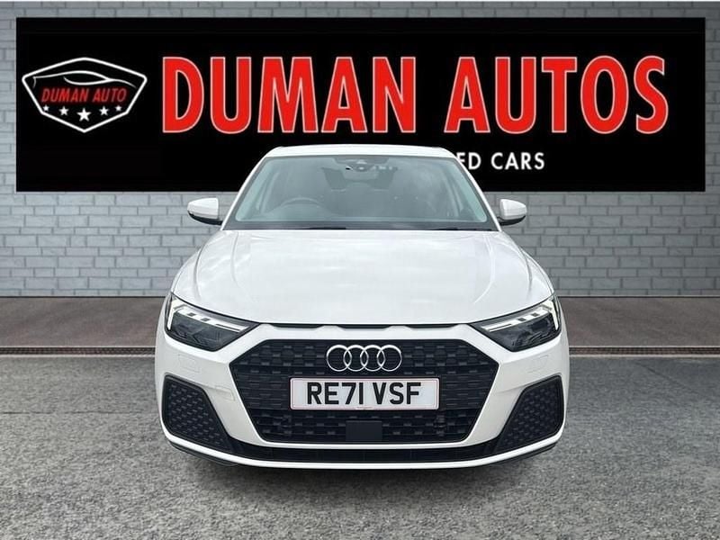 Used Audi A1 Sportback Design 95 HP (69 kW) 2022 White Hatchback
