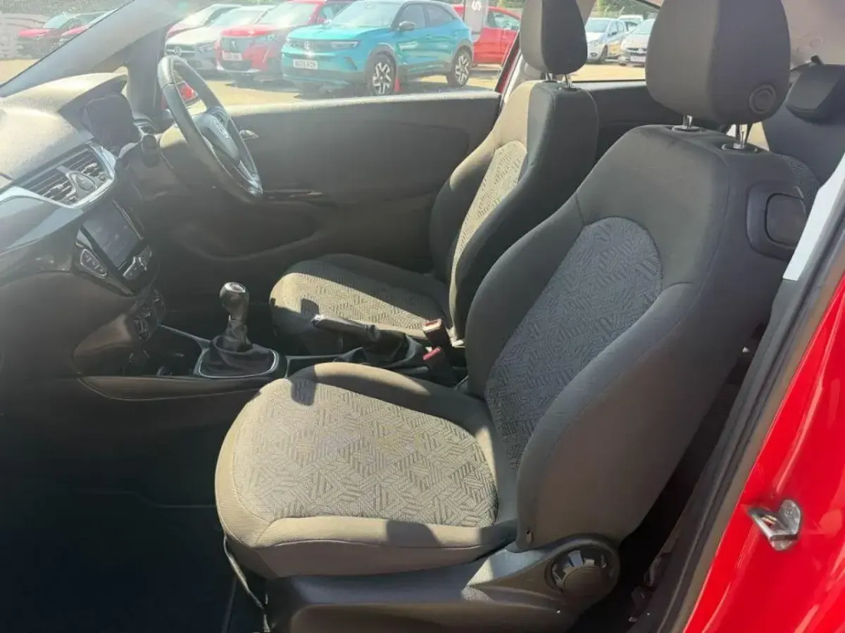 Used Vauxhall Corsa 75 HP (55 kW) 2018 Red Hatchback