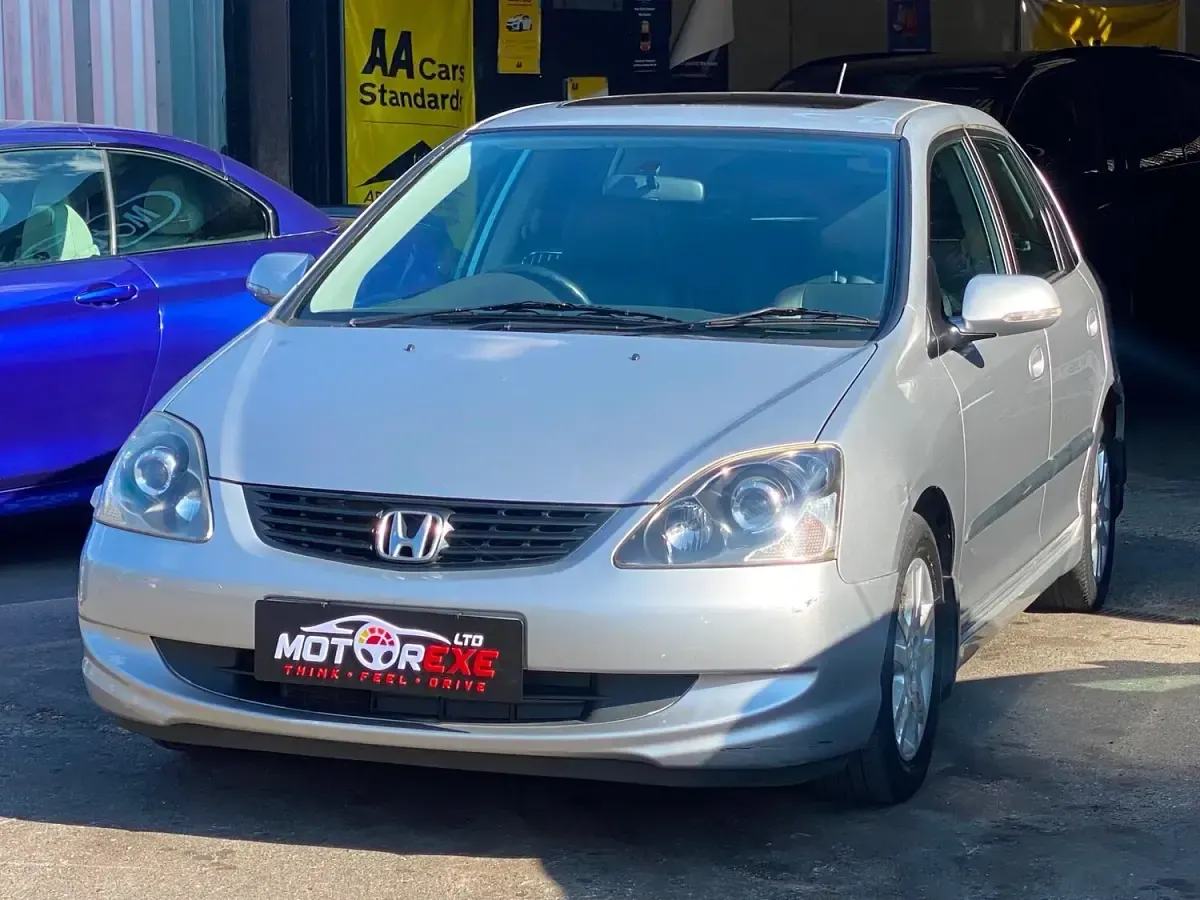 Used Honda Civic Executive 110 HP (80 kW) 2004 Silver Hatchback