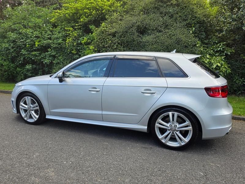 Used Audi S3 Sportback Comfort 300 HP (220 kW) 2014 Silver Hatchback