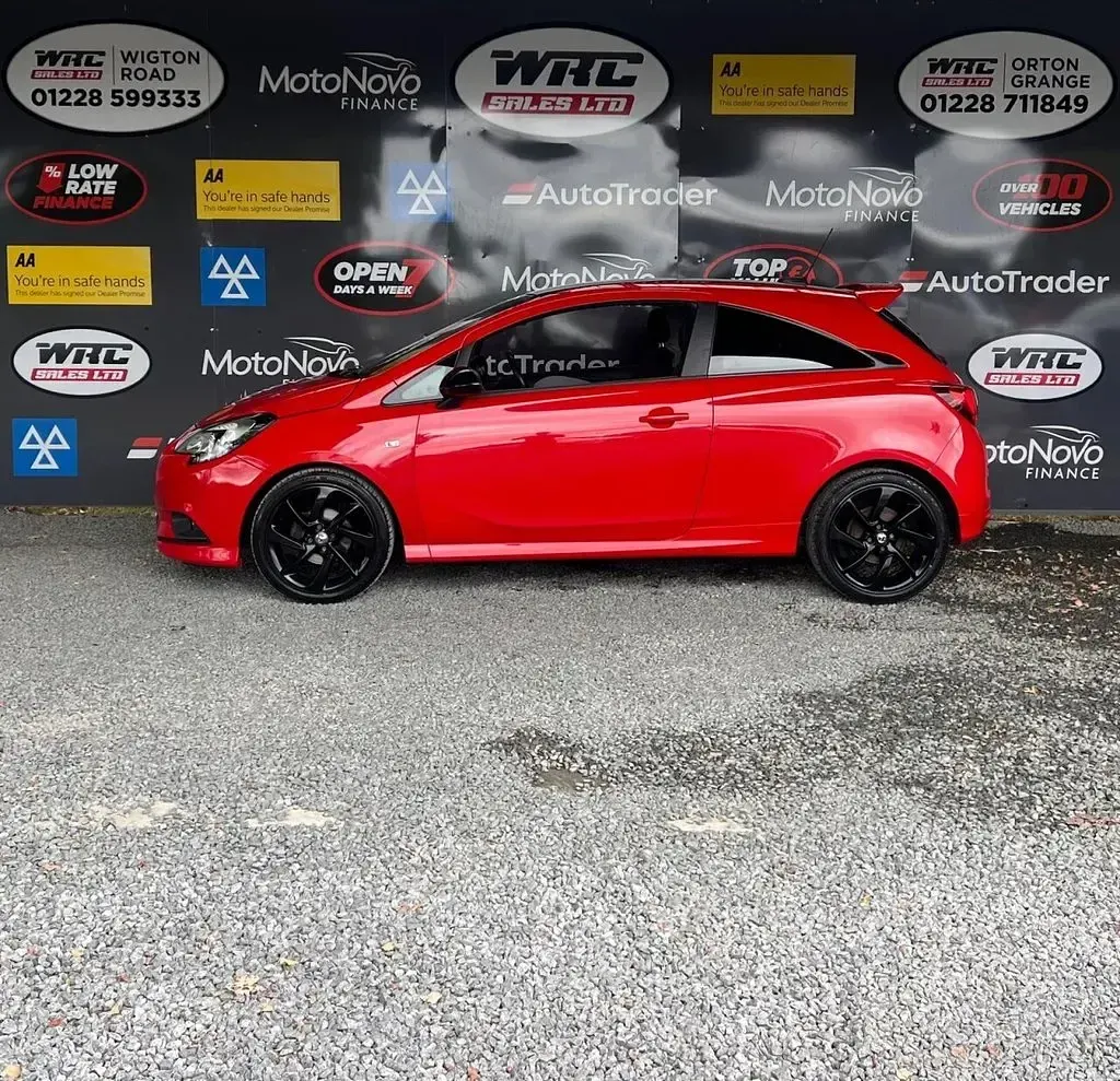 Used Vauxhall Corsa SRi 90 HP (66 kW) 2018 Red Hatchback